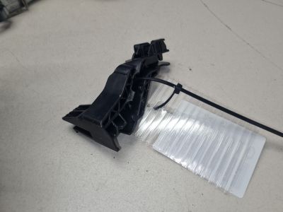 Кронштейн ручки двери передней правой для Mercedes GL-klasse X166 GL GLS 2012-