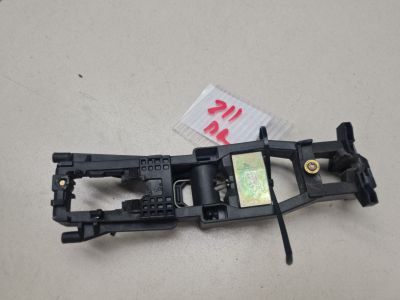 Кронштейн ручки двери передней правой для Mercedes E-klasse W211 2002-2009