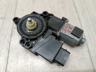 Моторчик стеклоподъёмника задний правый для KIA Ceed 2012-2018