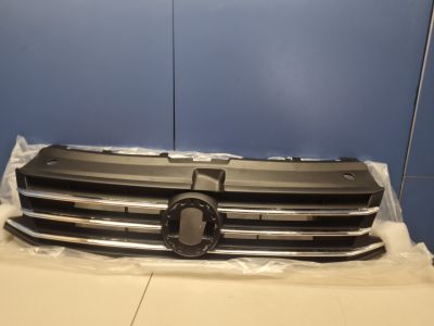 Решетка радиатора для Volkswagen Polo Sedan 2011-