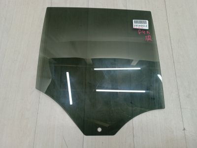 Стекло двери задней правой для BMW X1 F48 2015-2023