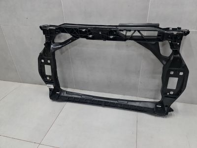 Панель передняя радиатора для Audi Q3 8U 2012-2018