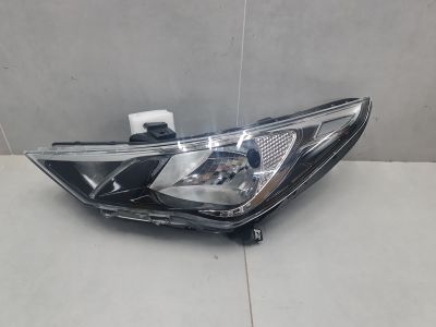 Фара левая для Hyundai Solaris 2017-