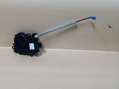 Активатор замка багажника для Land Rover Discovery 2017-