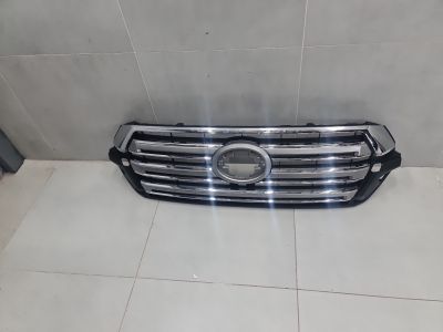 Решетка радиатора для Toyota Land Cruiser 200 2008-
