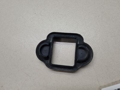 Уплотнитель ограничителя передней двери для BMW 5 F10 2009-2017