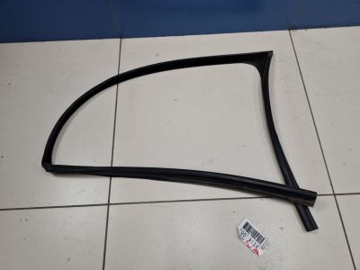 Уплотнитель стекла передней левой двери для BMW 5 F10 2009-2017