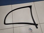 Уплотнитель стекла передней левой двери