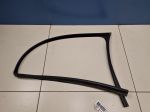 Уплотнитель стекла передней левой двери