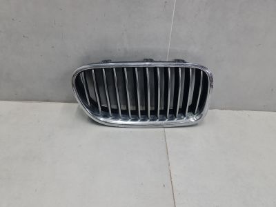 Решетка радиатора правая для BMW 5 F10 2009-2017