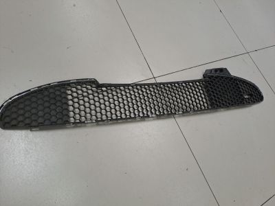 Решётка в бампер центральная для Peugeot 206 1998-2012