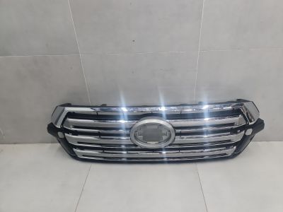 Решетка радиатора для Toyota Land Cruiser 200 2008-