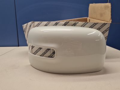 Накладка на зеркало правое для Jeep Renegade BU 2015-