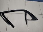 Уплотнитель стекла двери задний левый