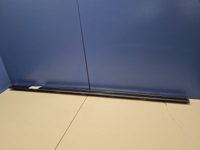 Молдинг двери правый передний для Mercedes E-klasse W211 2002-2009