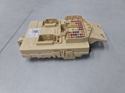 Блок предохранителей салонный для KIA Optima 2016-2020