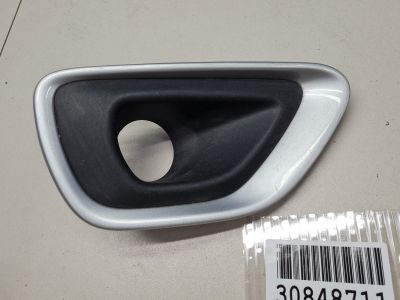 Рамка противотуманной фары правой для Jeep Grand Cherokee WK2 2010-