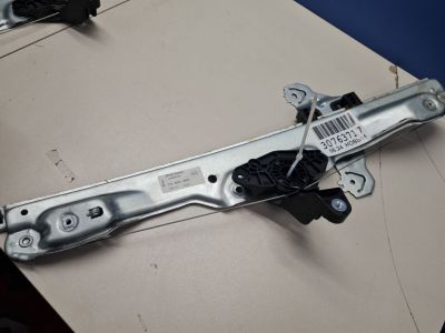 Стеклоподъемник передний правый для Nissan Qashqai J11E 2014-