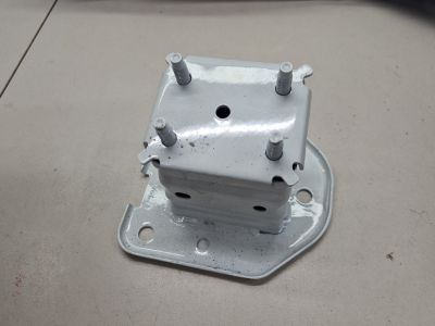 Кронштейн усилителя заднего бампера левый для Nissan Qashqai J11E 2014-