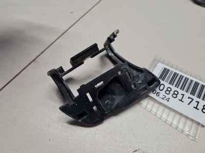 Кронштейн крышки форсунки омывателя фары правый для Mercedes GLA-klasse X156 2013-2020