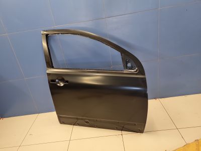 Дверь правая передняя для Nissan Qashqai J10 2006-2014