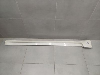 Накладка порога левая для Toyota Land Cruiser 300 2021-