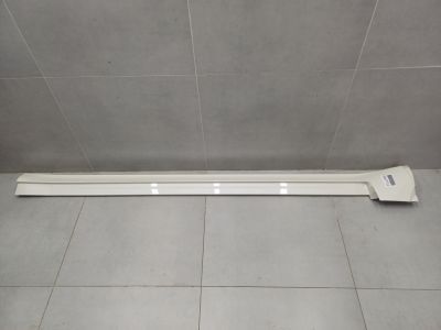 Накладка порога левая для Toyota Land Cruiser 300 2021-