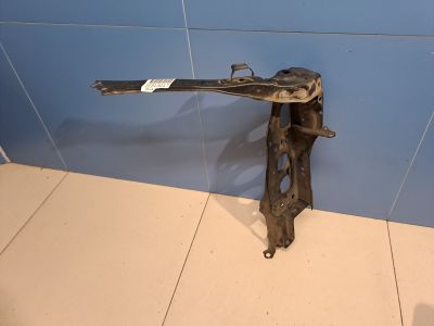 Кронштейн панели радиатора правый для Lexus LS 460 USF4 2006-2017