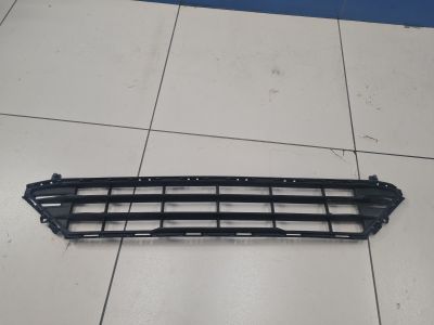 Решётка в бампер центральная для Volvo XC60 2017-