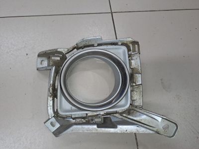 Рамка противотуманой фары левой для Toyota Land Cruiser 200 2008-