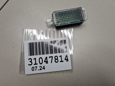 Плафон салонный для Audi A4 B9 2015-