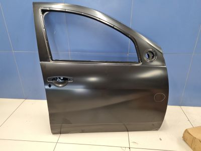 Дверь правая передняя для Renault Duster 2010-