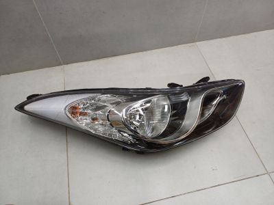 Фара правая для Hyundai Elantra MD 2011-2016