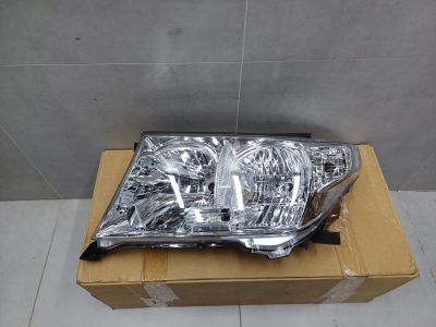 Фара левая для Toyota Land Cruiser 200 2008-