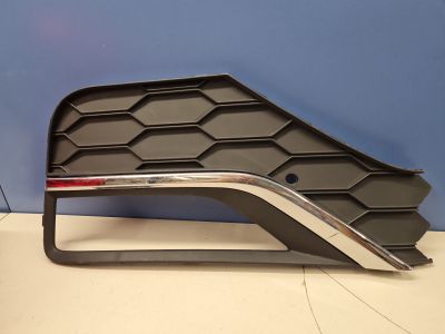 Решётка в бампер левая для Volkswagen Amarok 2010-