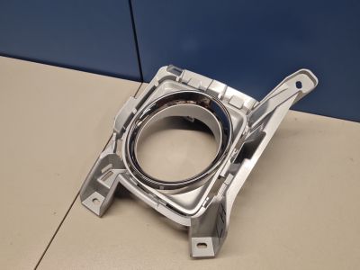 Рамка противотуманой фары левой для Toyota Land Cruiser 200 2008-