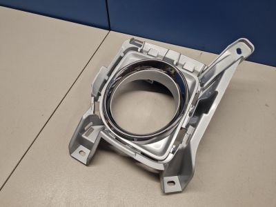 Рамка противотуманой фары левой для Toyota Land Cruiser 200 2008-