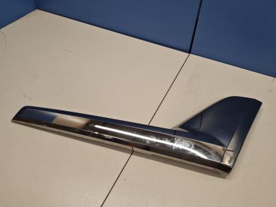 Планка под фару левая для Toyota Land Cruiser 200 2008-