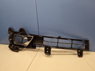 Решётка в бампер левая для Toyota Land Cruiser 200 2008-