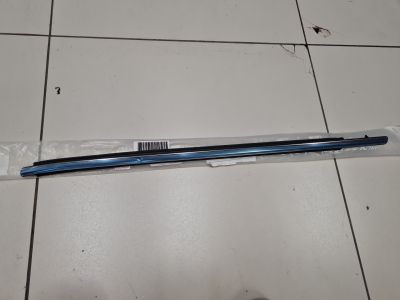 Молдинг стекла задней левой двери для Toyota Camry V70 2017-