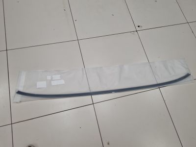 Молдинг лобового стекла для Toyota Camry V70 2017-