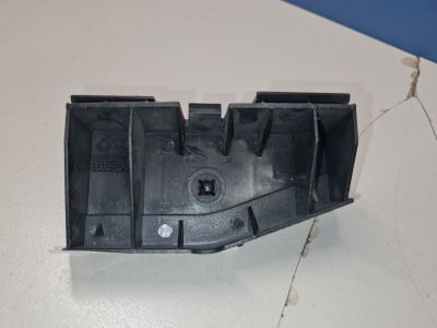 Кронштейн бампера заднего левый для Toyota Corolla E12 2001-2007