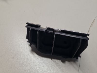 Кронштейн бампера заднего левый для Toyota Corolla E12 2001-2007