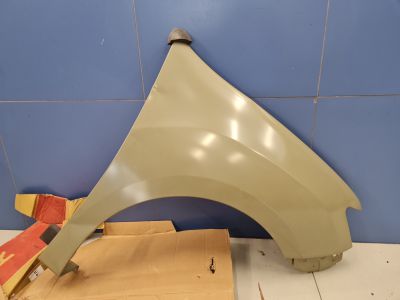 Крыло переднее правое для Renault Sandero 2014-