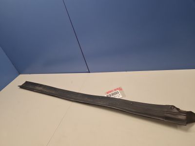 Уплотнитель двери передней правой для Chery Tiggo 8 Pro Max 2022-