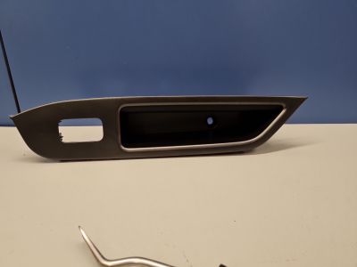 Накладка обшивки двери передней левой для Chery Tiggo 8 Pro Max 2022-