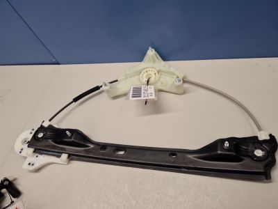 Стеклоподъемник задний левый для Omoda C5 2022-