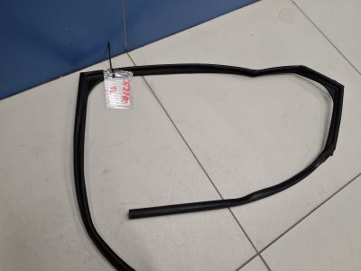 Уплотнитель стекла двери задний левый для Chery Tiggo 8 Pro 2021-