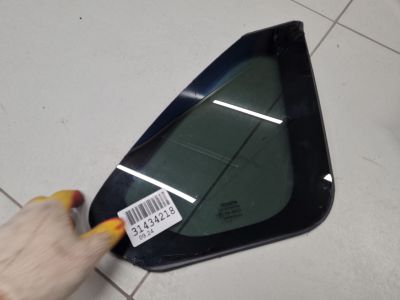 Стекло кузовное заднее правое глухое для Toyota RAV 4 2019-