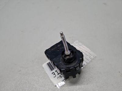 Моторчик корректора фары для Nissan X-Trail T32 2014-